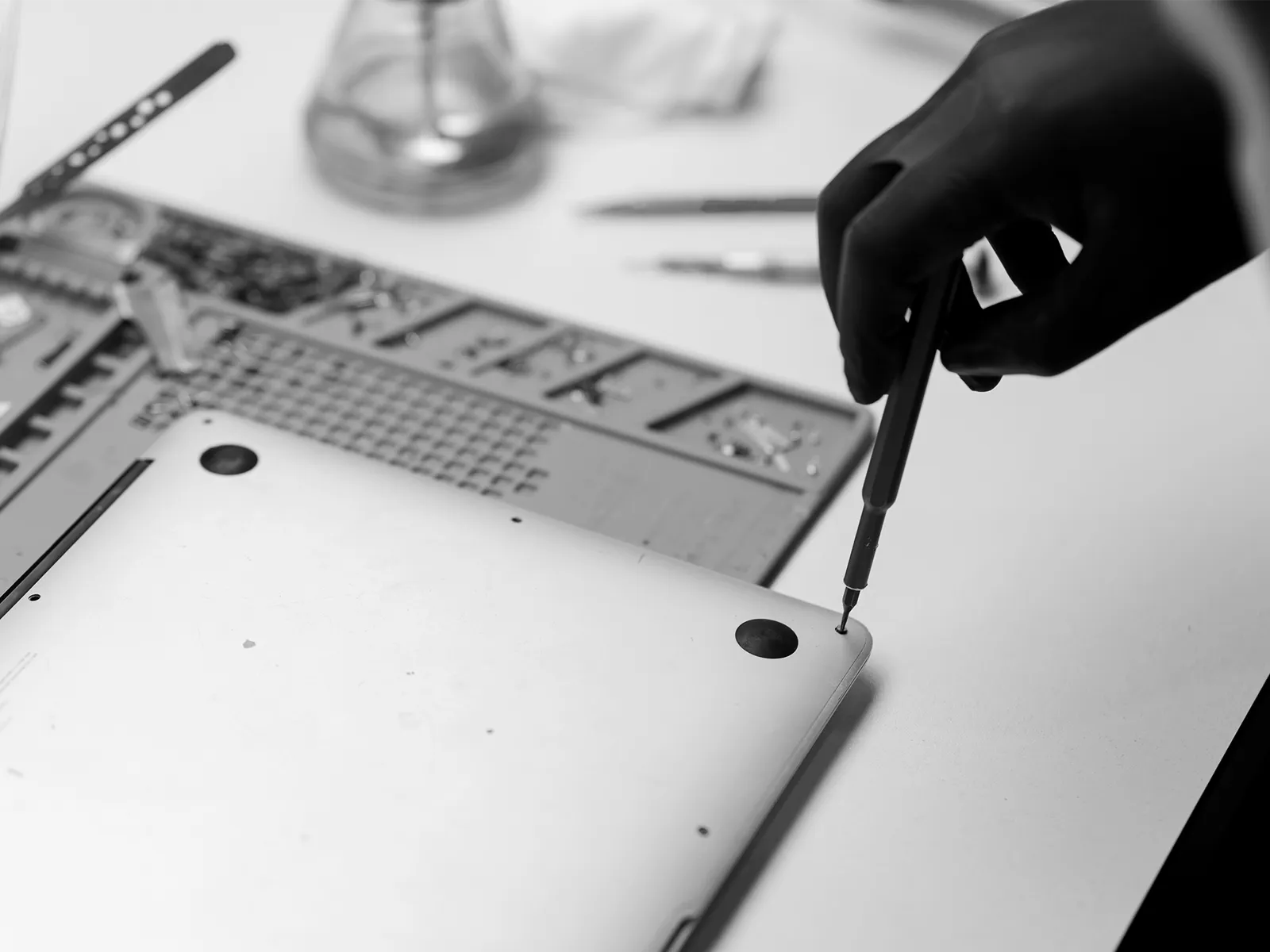 MacBook pris en charge dans l'atelier Rétina Concept à Strasbourg
